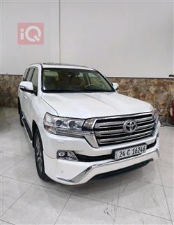 تويوتا لاندكروزر